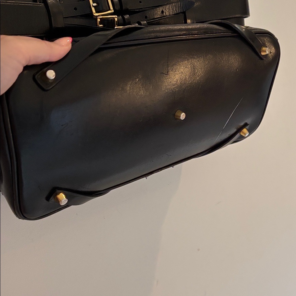 BURBERRY
Black Soft Leather Landscape Bridle Lynher Bag - Picture 5 of 14
